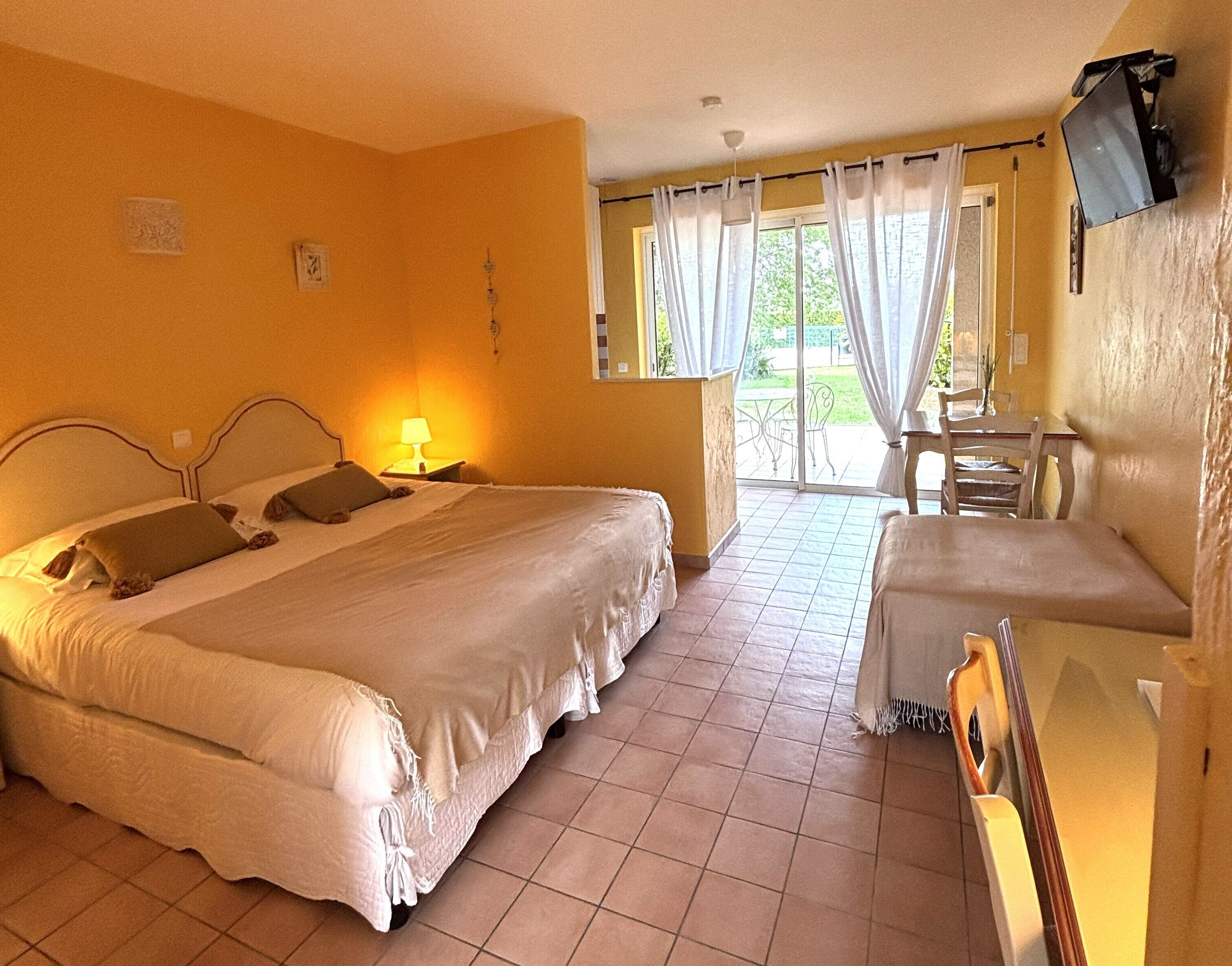 Triple Room | Premium bedding, in-room safe, individually decorated
