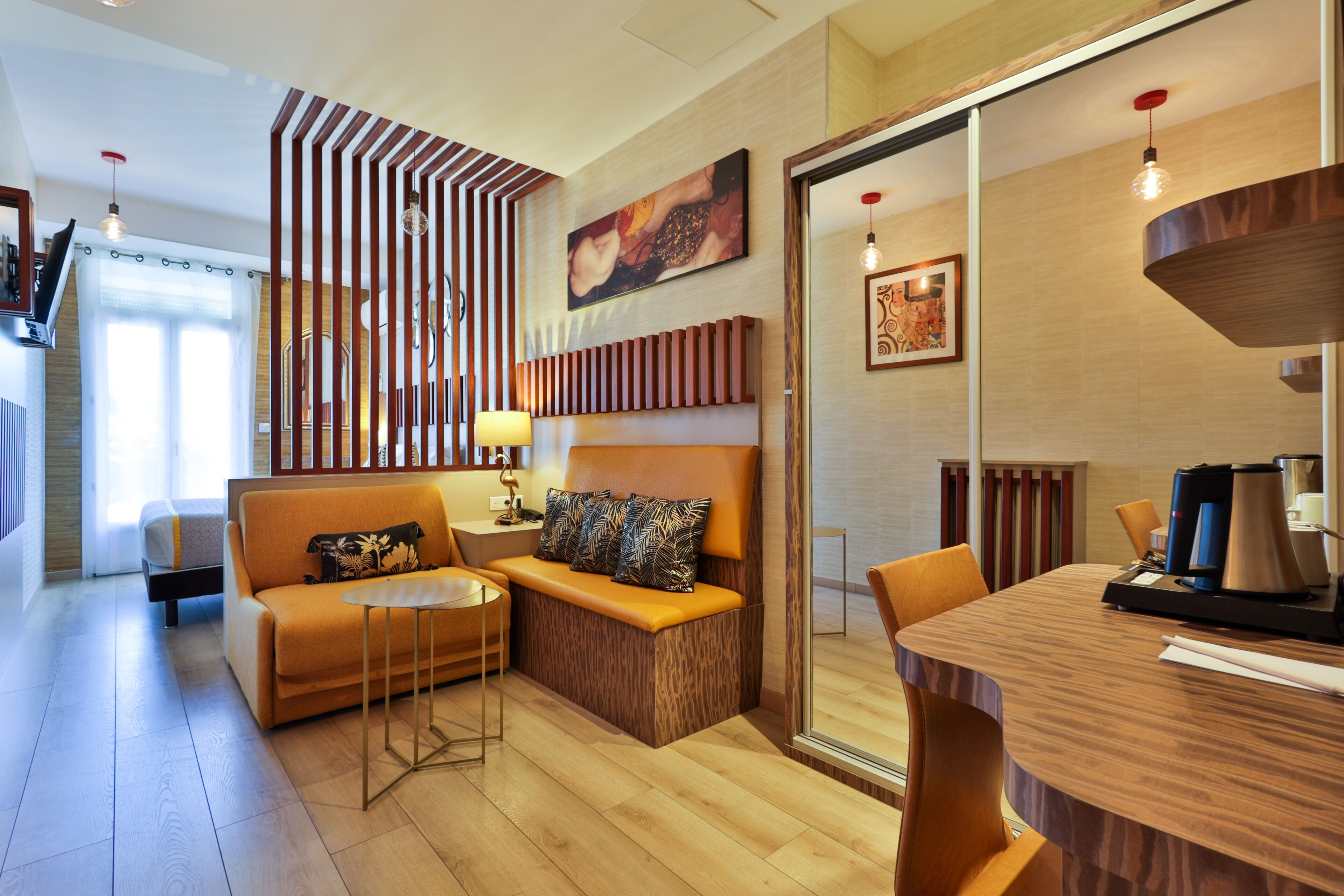 confort room, 1 to 3 people | premium bedding, minibar, in-room safe, individually decorated