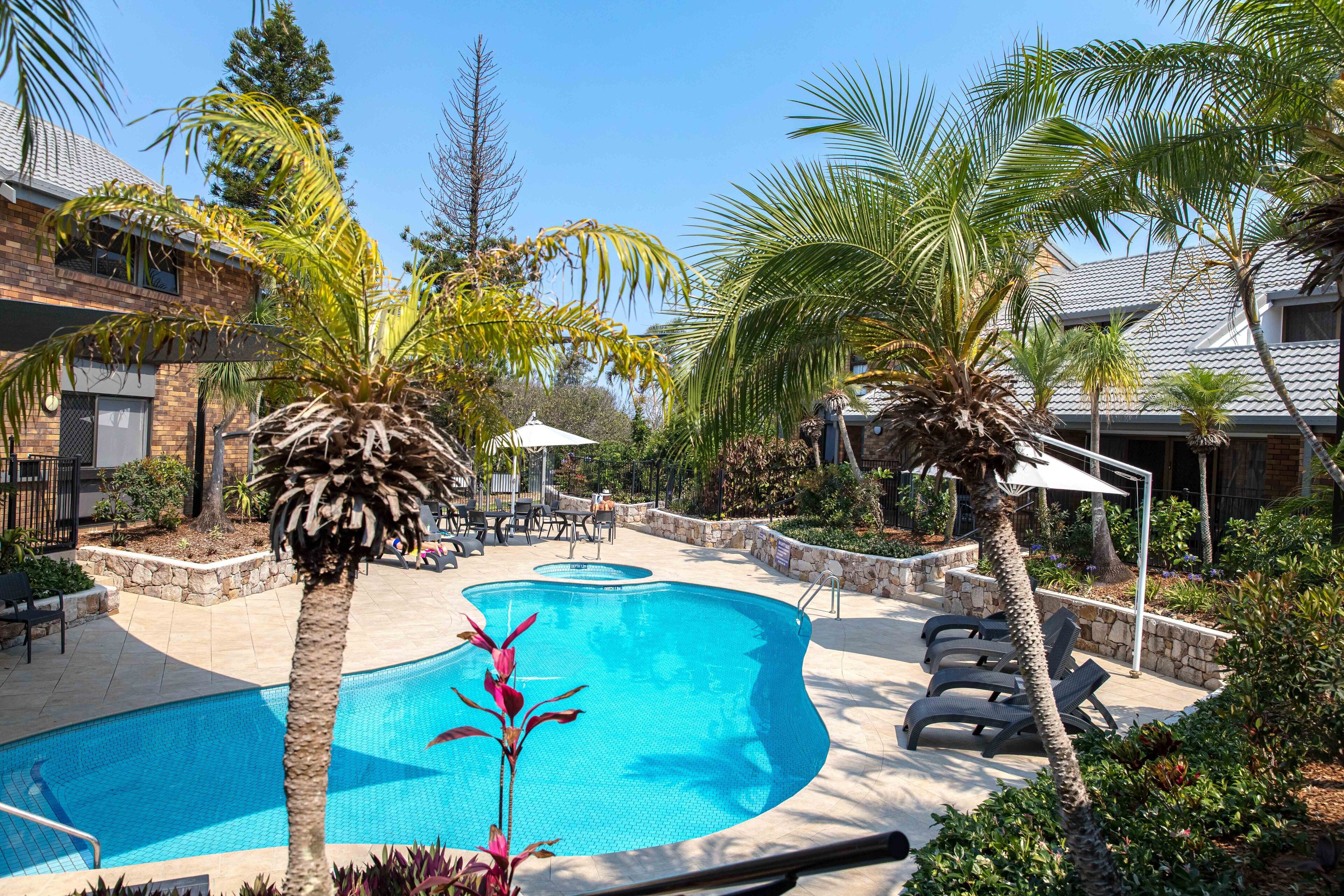 المنشأة من الخارج