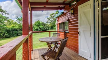 Queenslander Train Carriage | Balcony