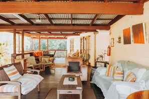 Exterior - Glass House Mountains Ecolodge (Glass House Mountains)