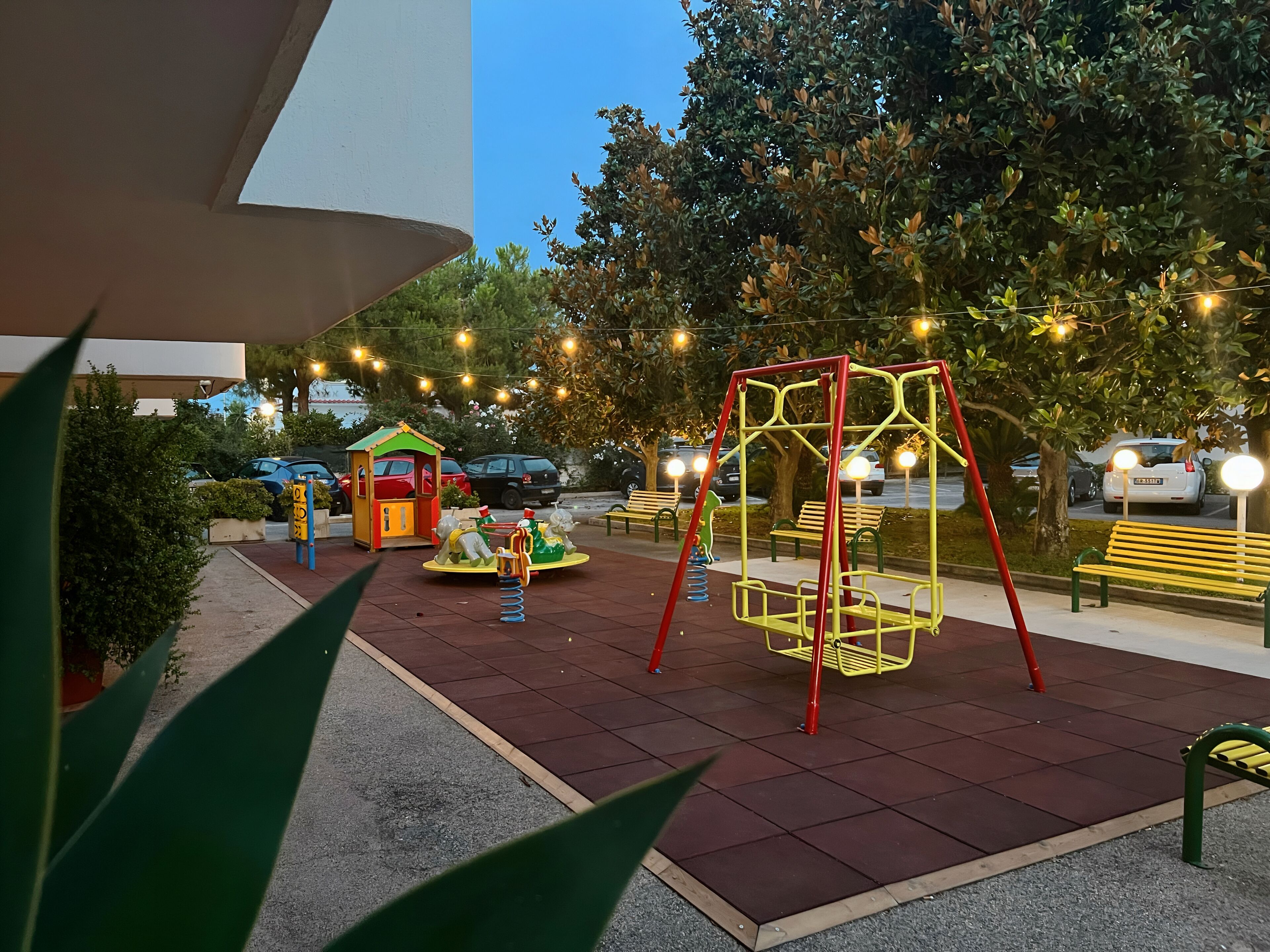 室外兒童遊樂區