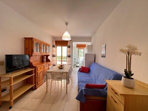 TV, table tennis - Atlante Residence (Leporano)