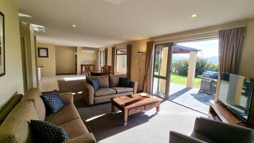 Three Bedroom Lodge | 2 bedrooms, premium bedding, individually decorated
