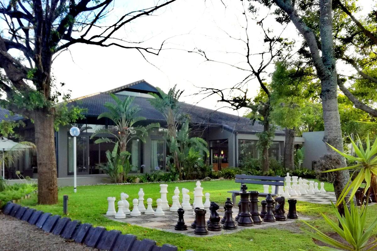 children’s play area – outdoor