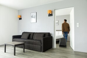 Apartament, 1 dormitori | Escriptori, cortines opaques i habitacions insonoritzades
