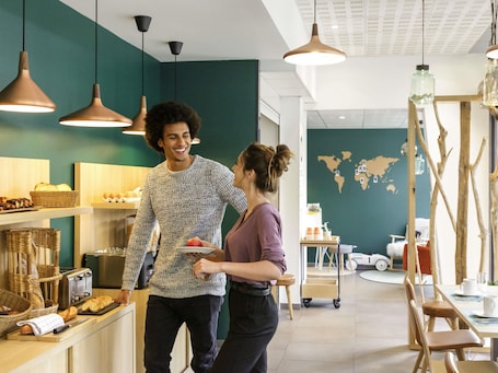 Daily buffet breakfast (EUR 15 per person)