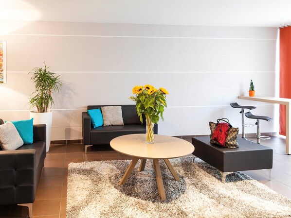 숙박 시설 정면