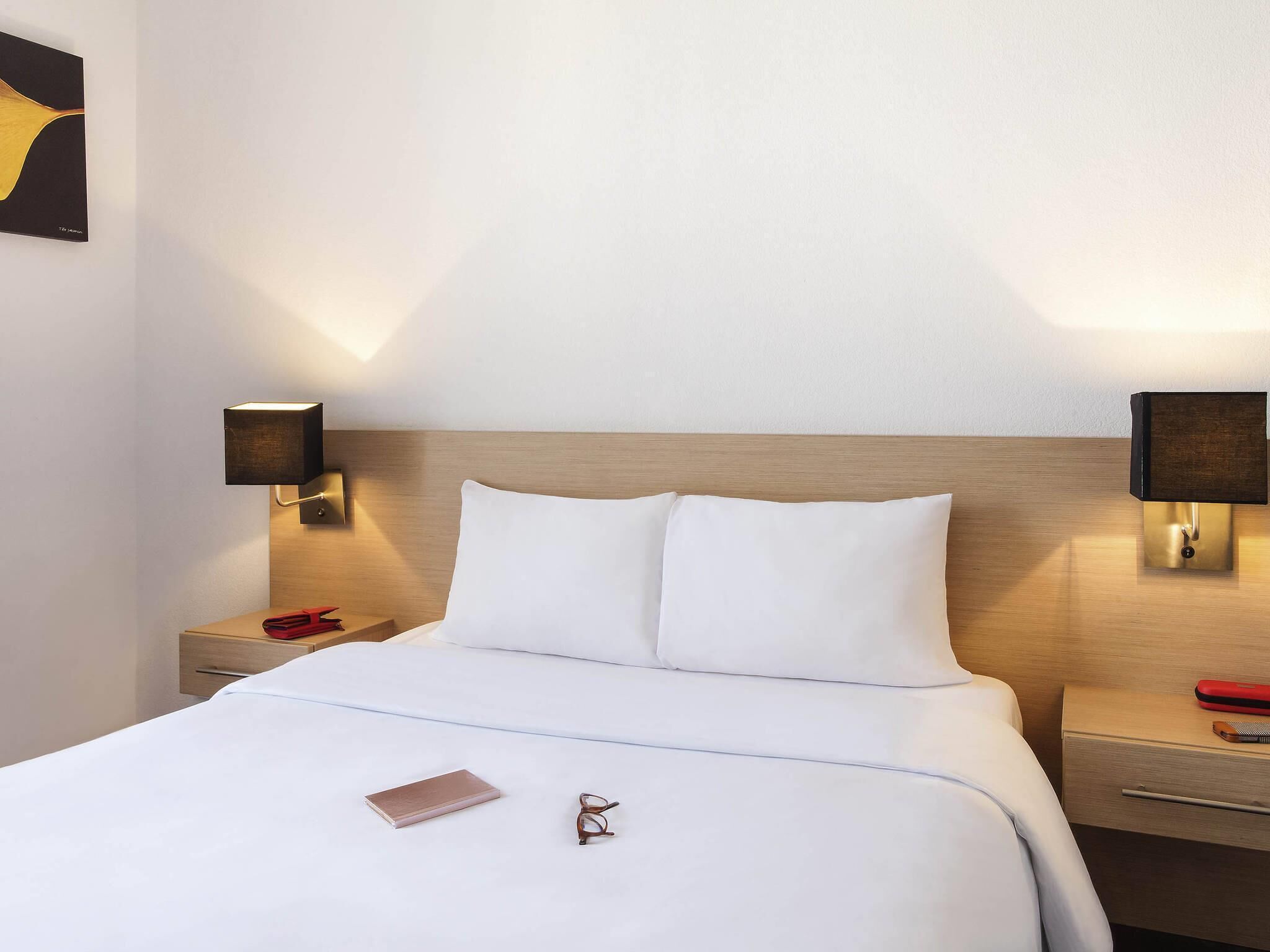 Estúdio, 1 cama de casal | Escrivaninha, quartos à prova de som, berços grátis, Wi-Fi de cortesia
