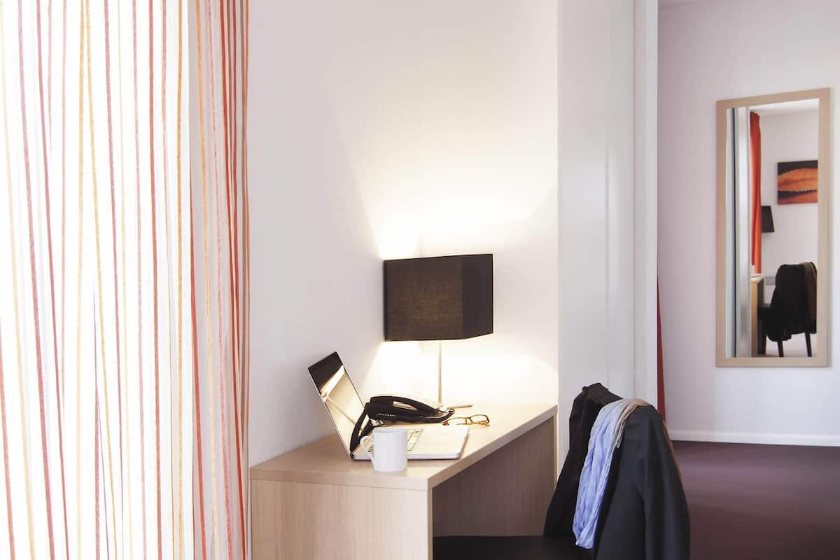 Studio, 1 Double Bed (Large)