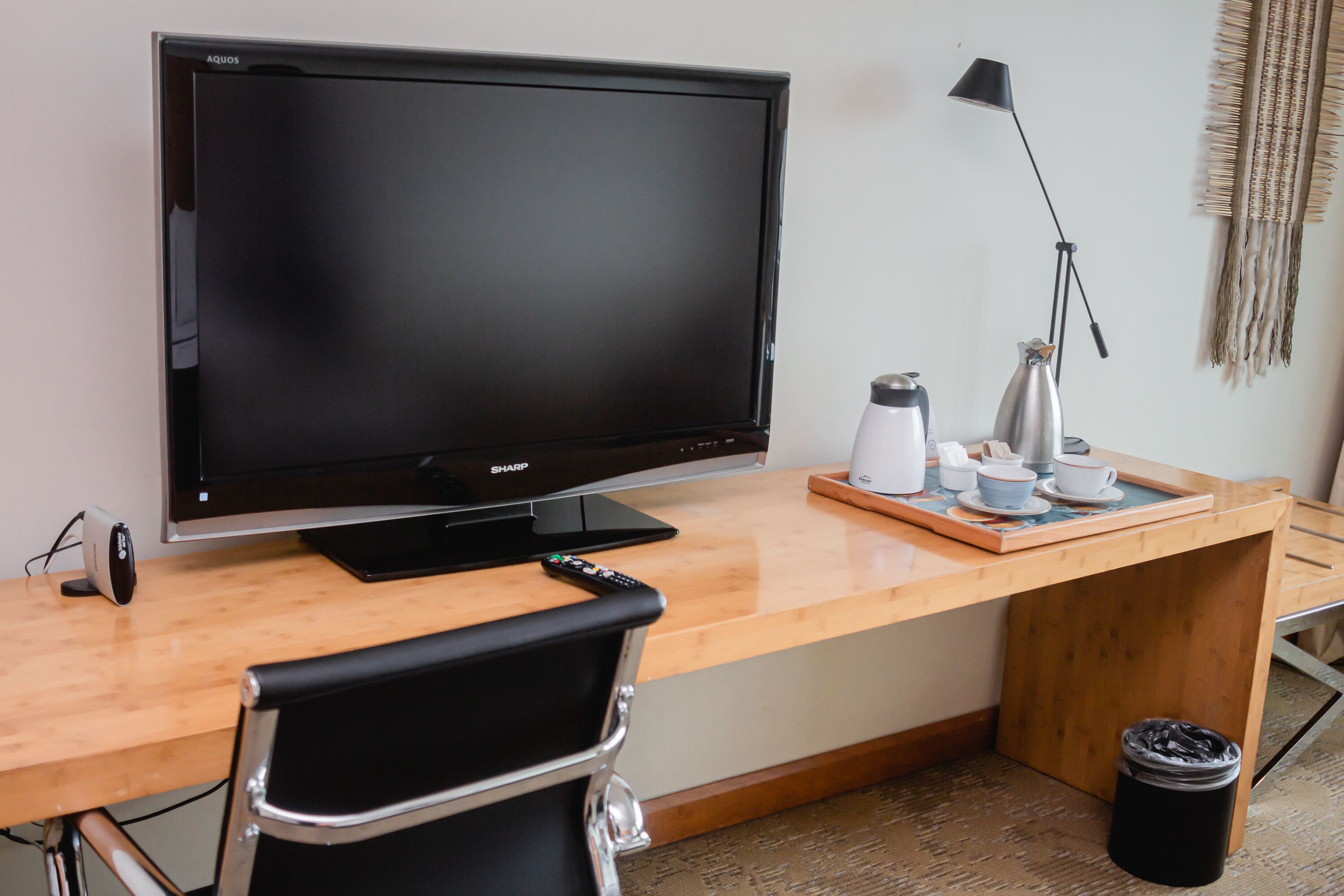 junior suite king | minibar, in-room safe, desk, blackout curtains