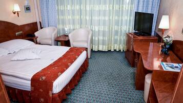 Superior Single Room, Balcony | Egyptian cotton sheets, premium bedding, memory foam beds, minibar
