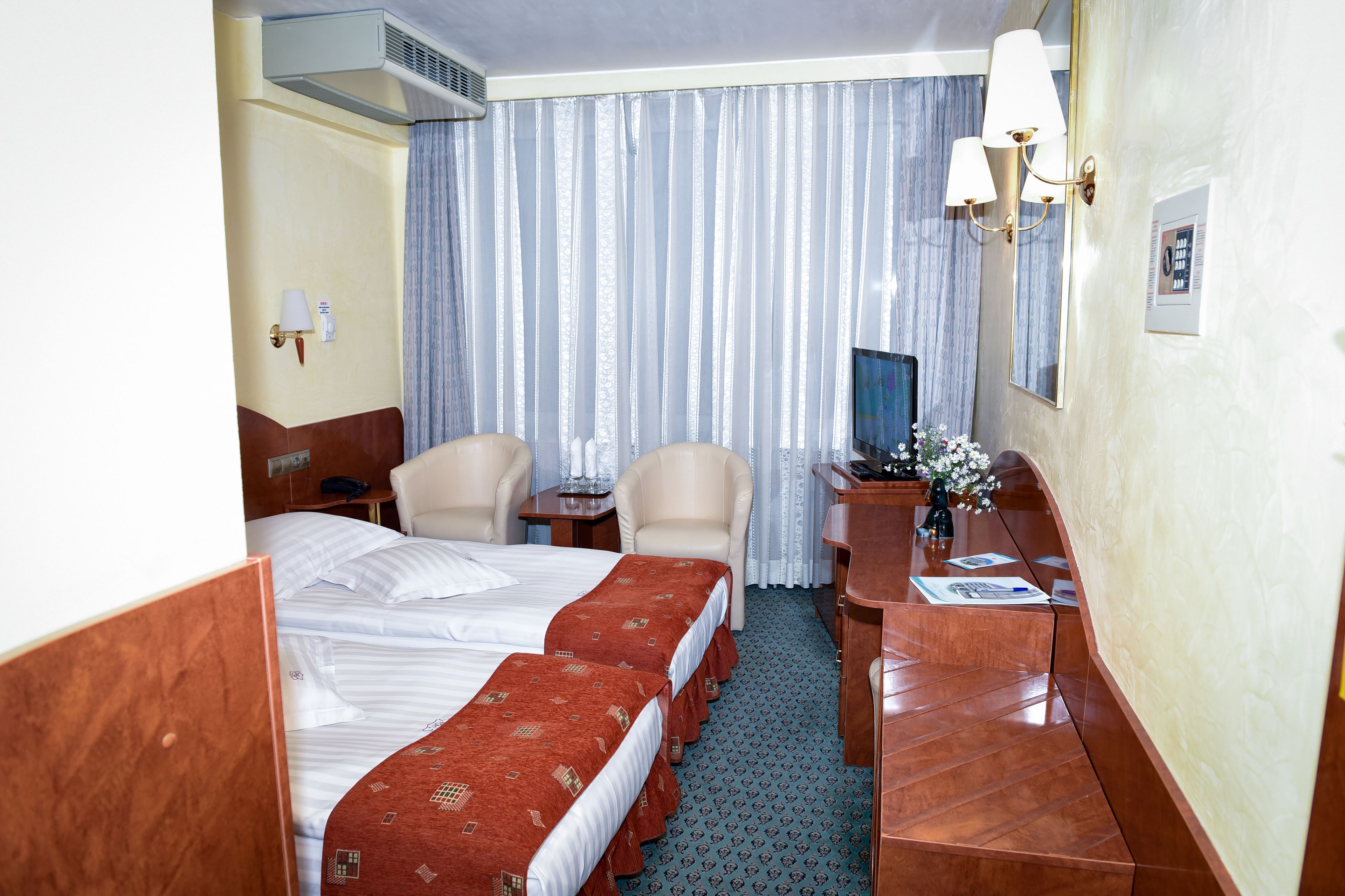 basic twin room, 2 single beds | egyptian cotton sheets, premium bedding, memory-foam beds, minibar