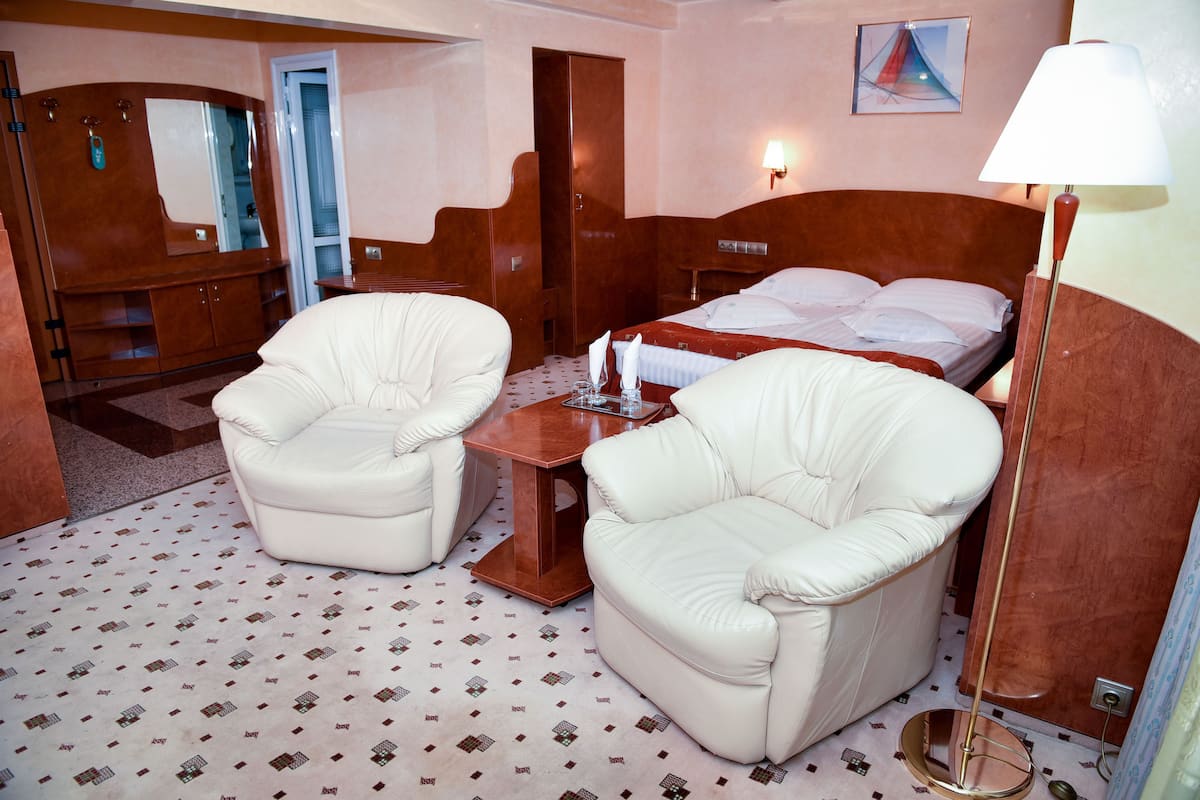 Deluxe tweepersoonskamer | Lakens van Egyptisch katoen, luxe beddengoed
