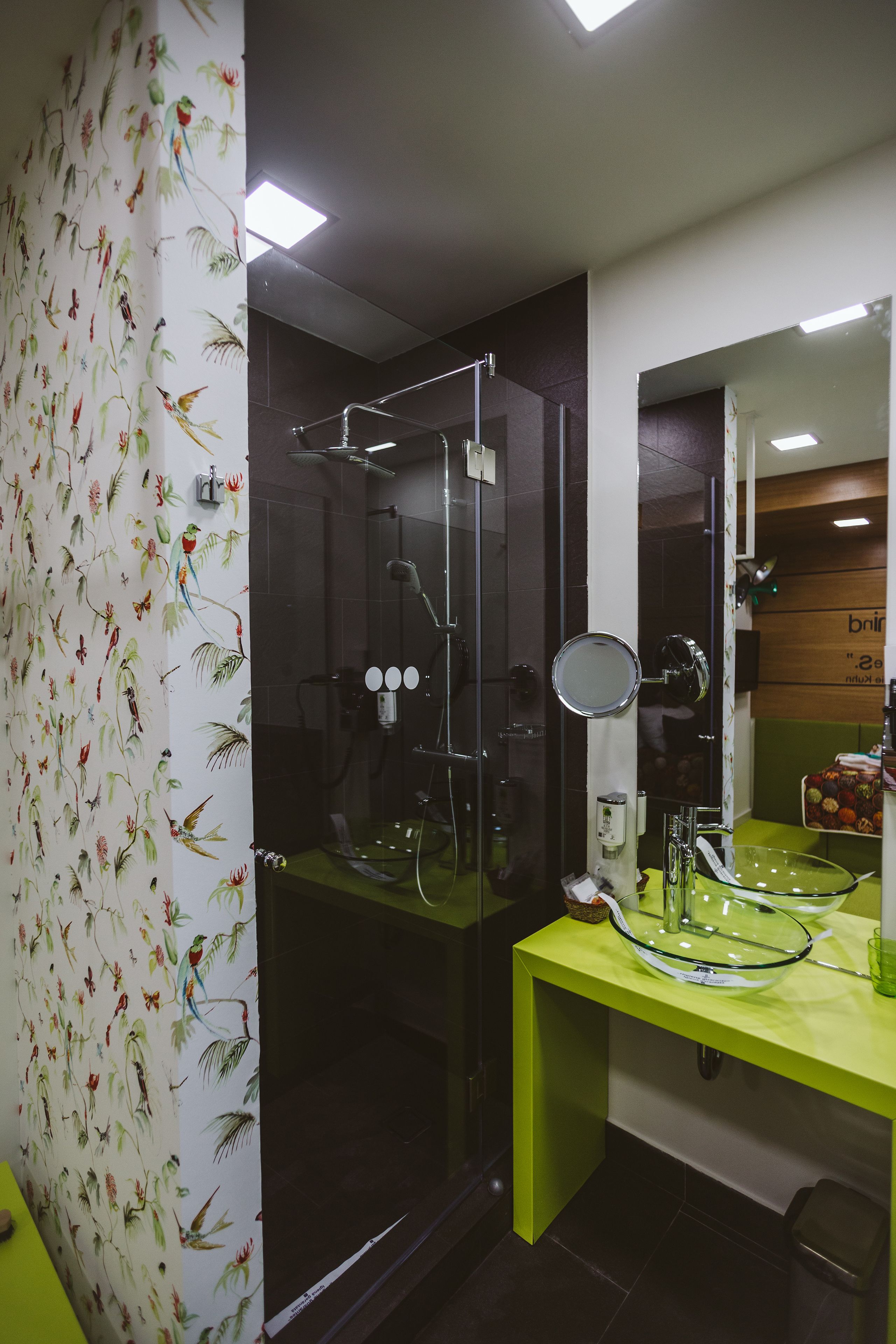 single room | bathroom | shower, free toiletries, hair dryer, towels