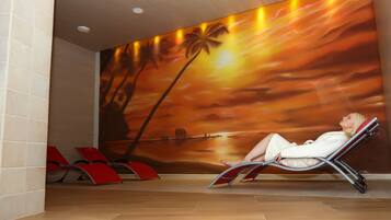 Sauna, steam room, Turkish bath, body treatments, aromatherapy