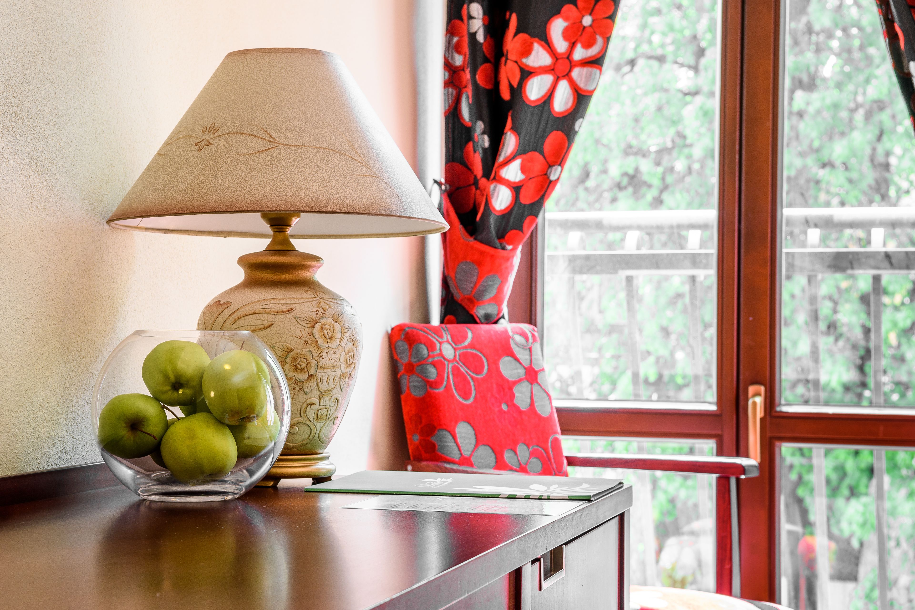 comfort double or twin room | premium bedding, minibar, in-room safe, desk