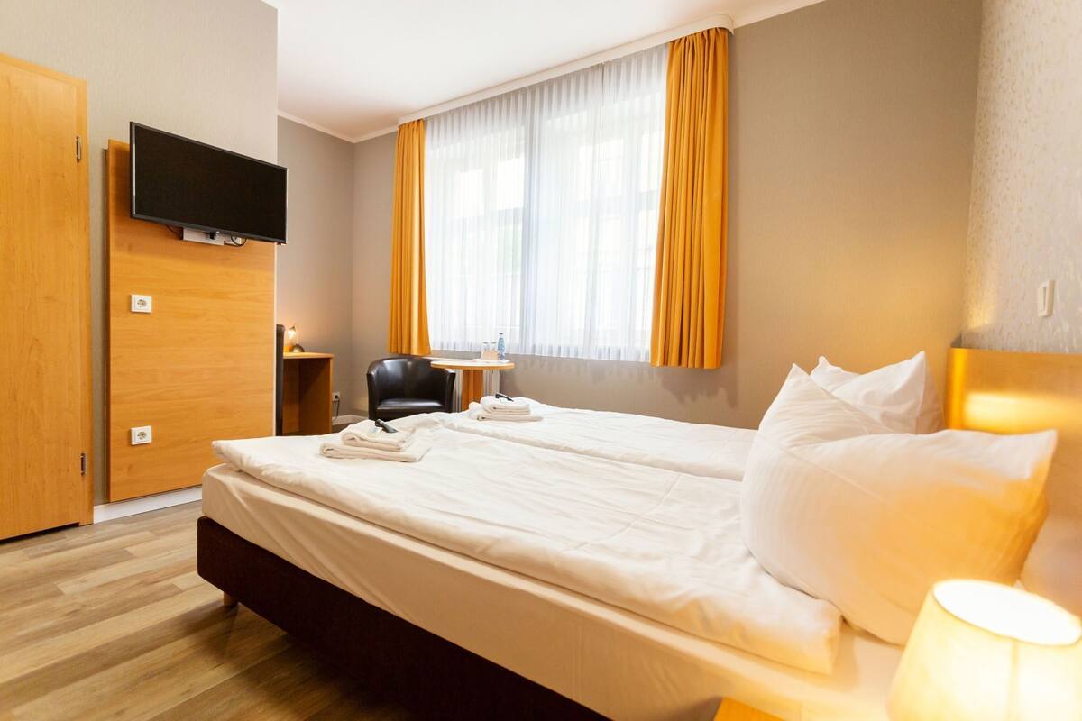 In-room safe, desk, laptop workspace, blackout drapes