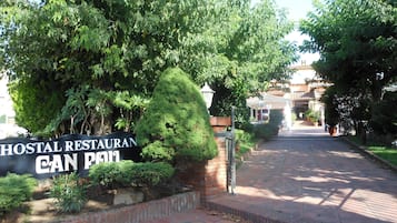 Entrada de la propiedad