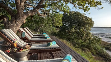 Sun deck