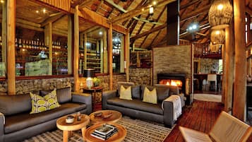 Bar lounge