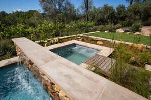 2 outdoor pools, pool umbrellas, sun loungers