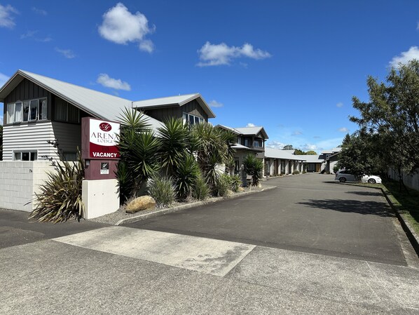 Front of property - Arena Lodge (Palmerston North)
