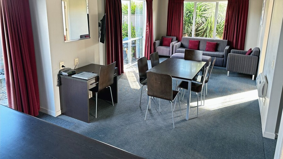 Arena Lodge