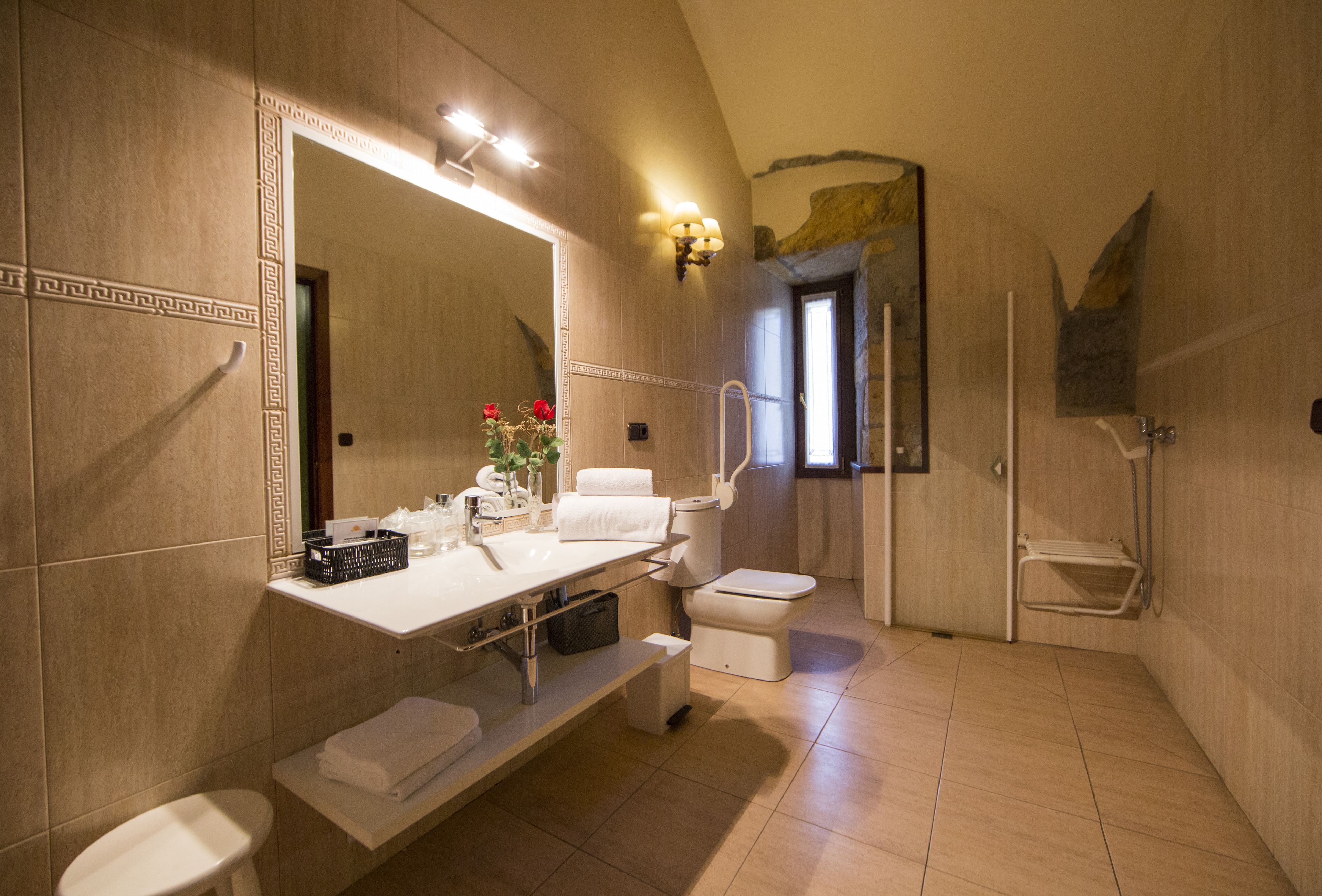 Foto - Hotel Larrañaga