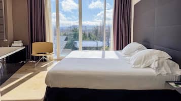 Habitación Deluxe | 1 habitación, ropa de cama de alta calidad y edredón