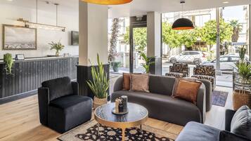 Sala de estar en el lobby