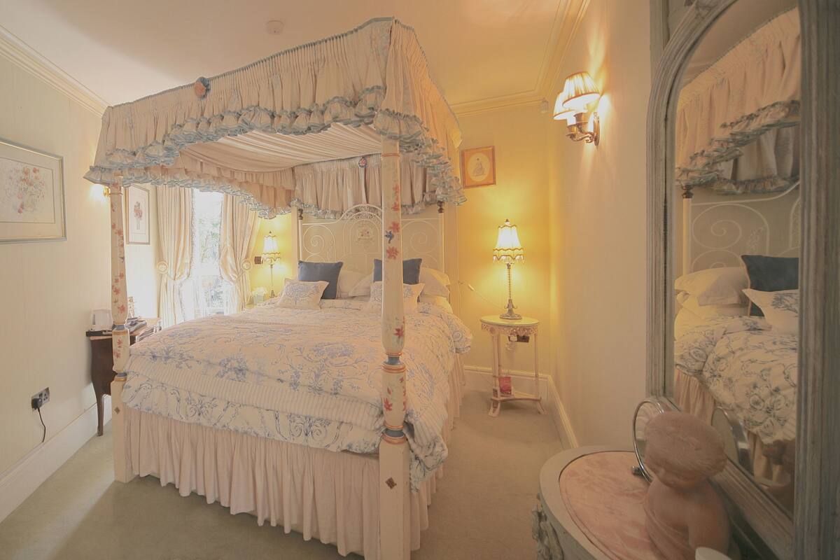 Rollaway beds