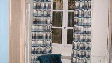 TV màn hình phẳng