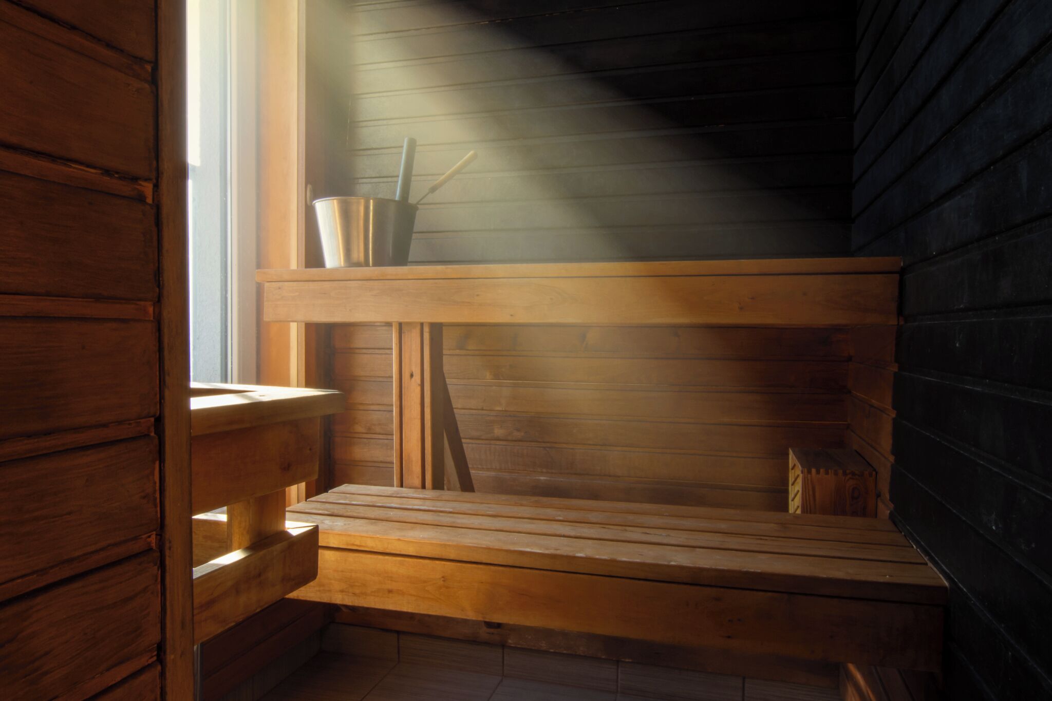 Habitació familiar, sauna | Bany | Dutxa, assecador de cabells i tovalloles 