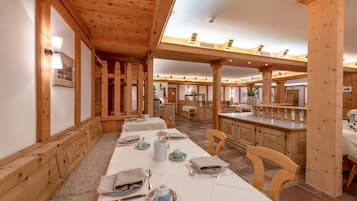 Desayuno buffet incluido todos los días