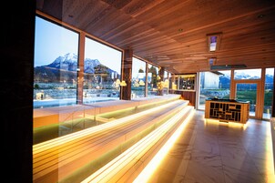 Couples treatment rooms, sauna, hot tub, steam room, body treatments