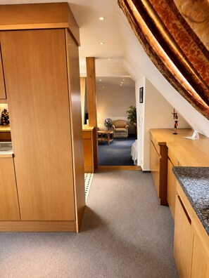 Family Apartment, City View | WiFi (free) - Hotel Tilmann Riemenschneider by ANS (Rothenburg ob der Tauber)