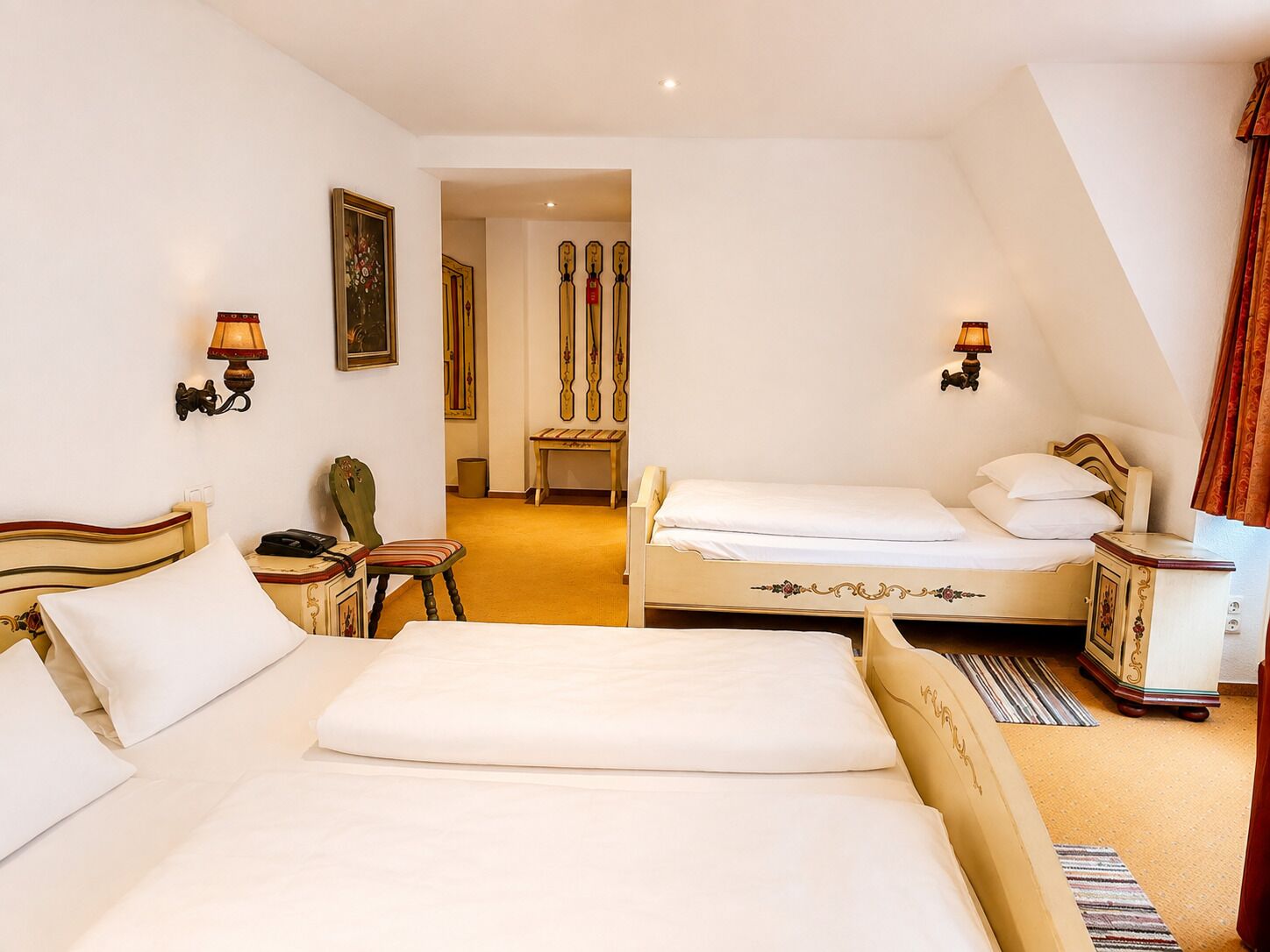 Classic Triple Room | WiFi (free)
