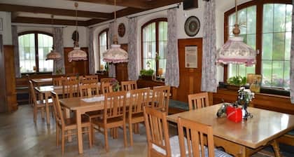 Hotel Gasthof Zur Linde