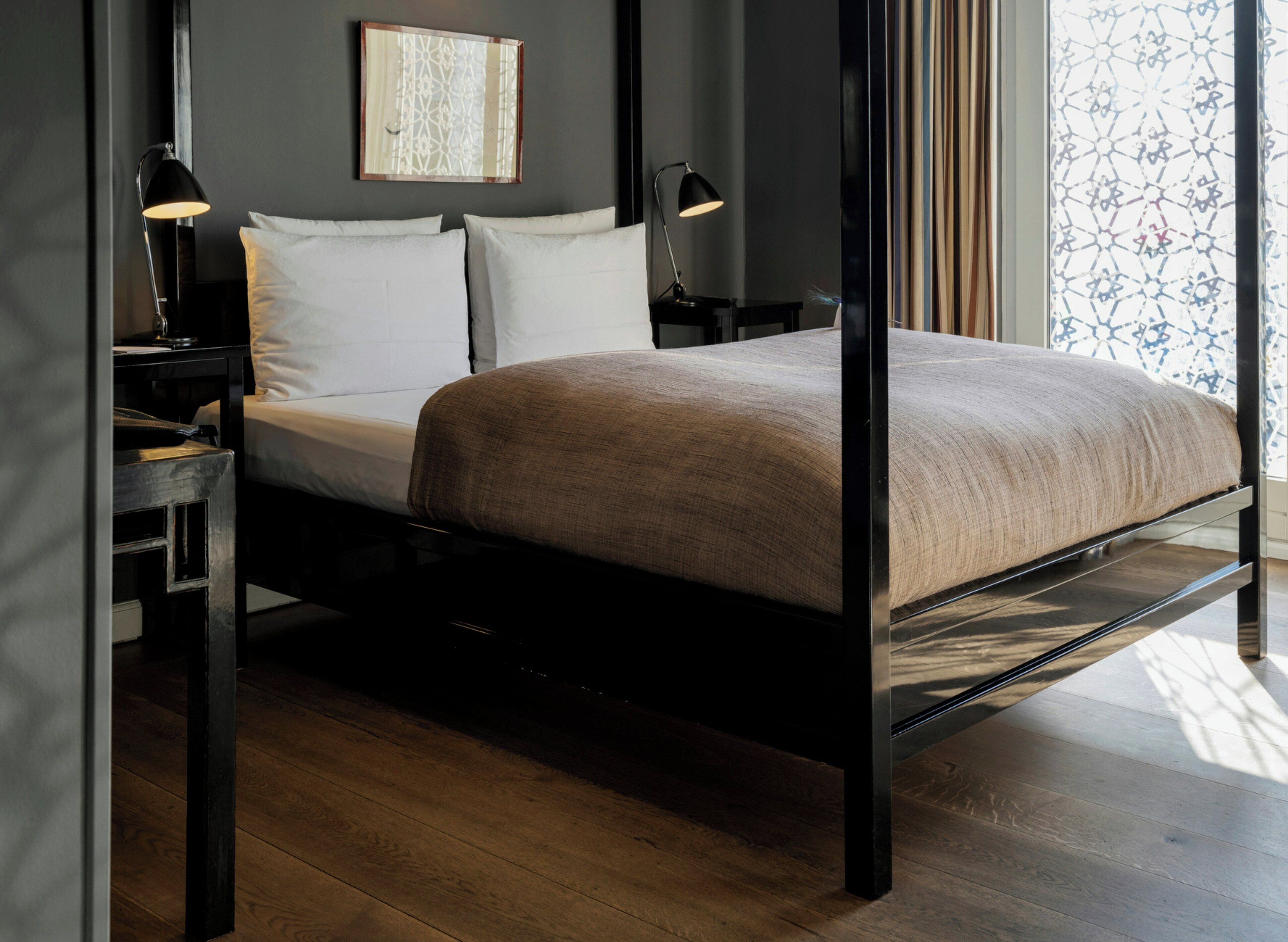 1 bedroom, Egyptian cotton sheets, premium bedding, memory-foam beds