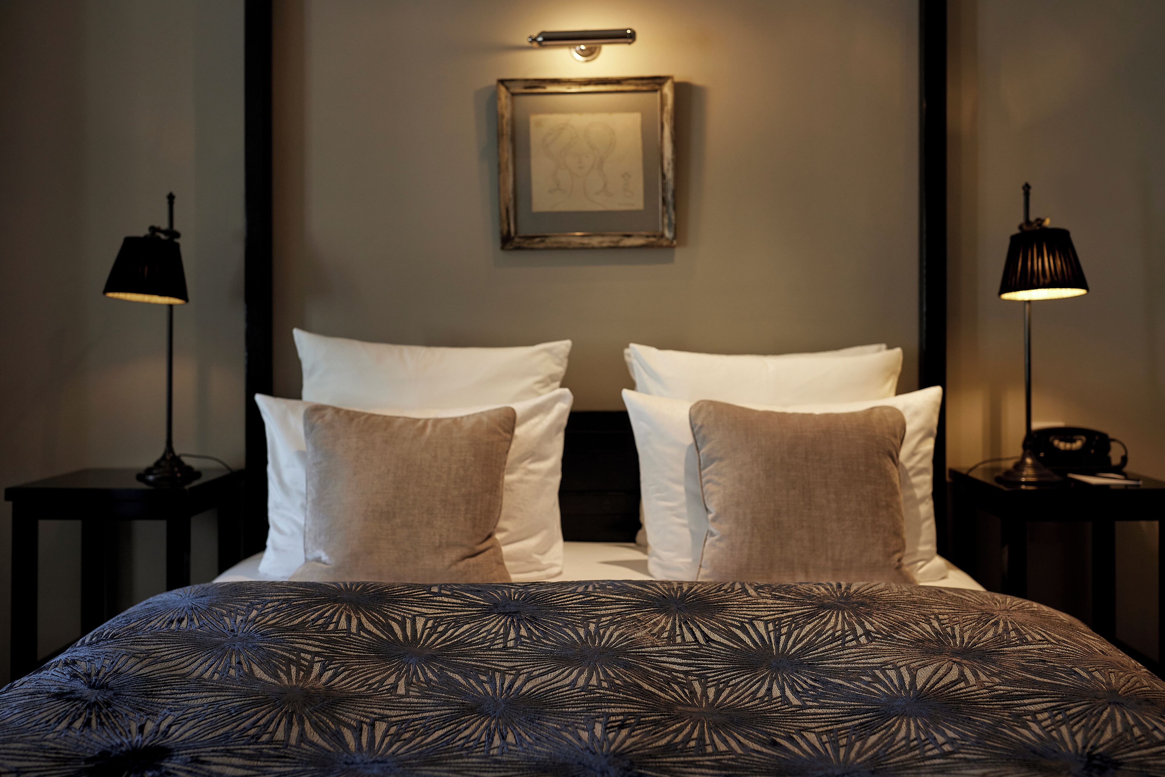 Habitación Deluxe, 1 cama matrimonial | 1 habitación, sábanas de algodón egipcio y ropa de cama de alta calidad 