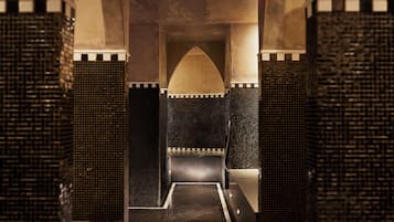 Couples treatment room(s), steam room, Turkish bath/hammam
