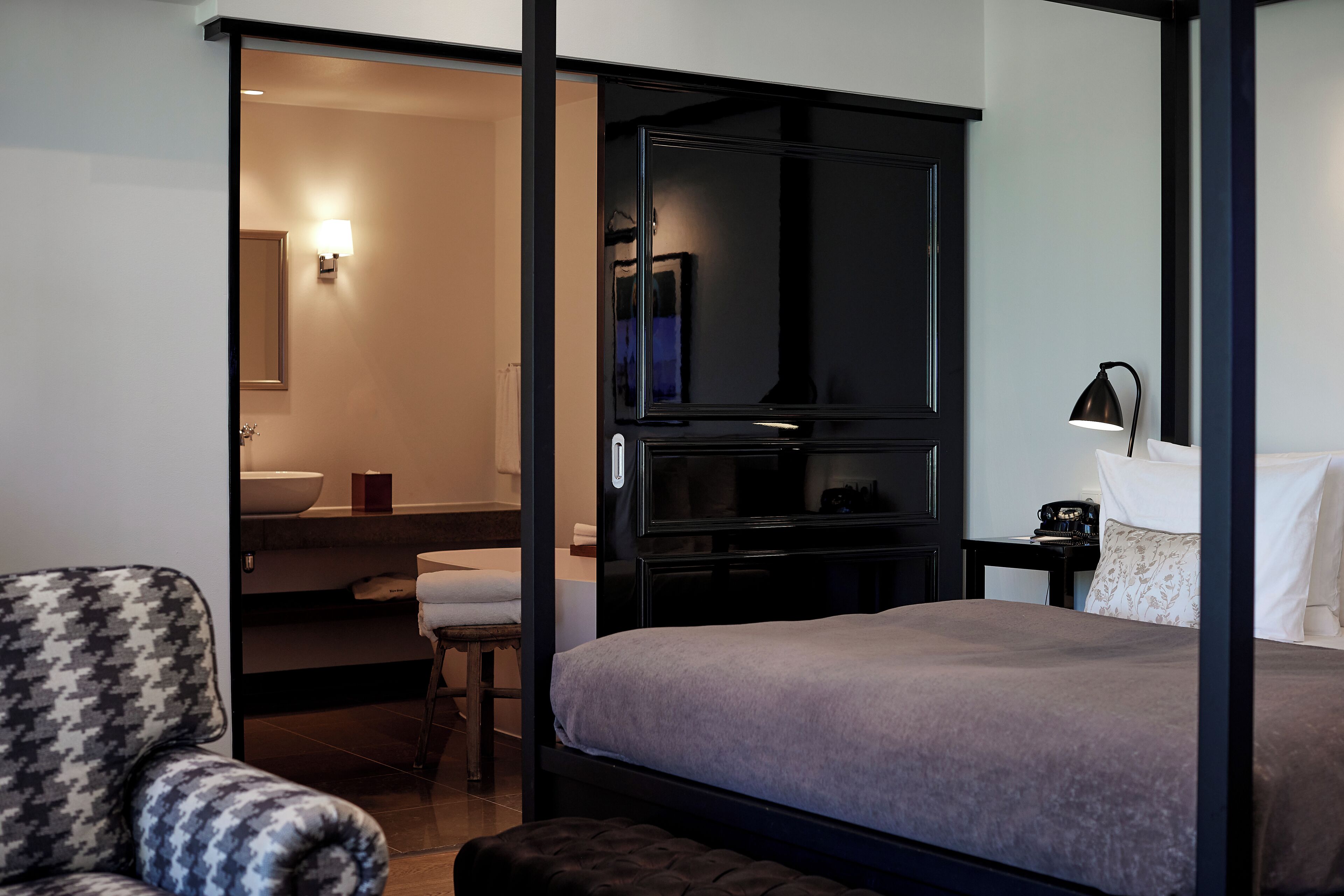 Habitación Deluxe, Terraza | 1 habitación, sábanas de algodón egipcio y ropa de cama de alta calidad 