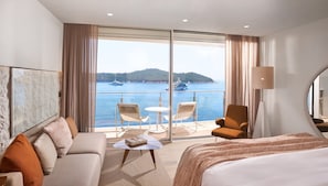 Deluxe Grand Sea View Room