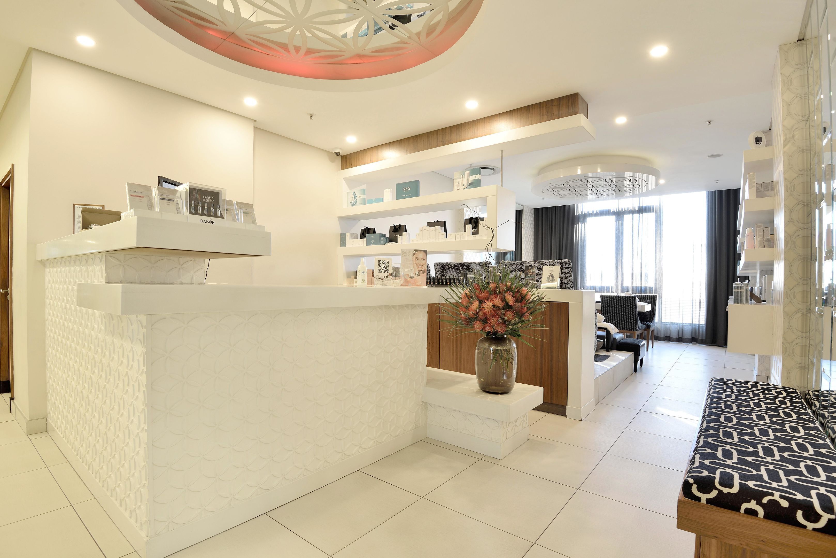 Espace de soins pour les couples, sauna, bain à remous, hammam