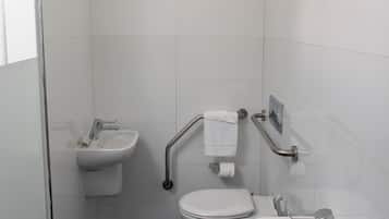 Standard Room, 1 King Bed, Accessible | Bathroom | Separate tub and shower, deep soaking tub, rainfall showerhead