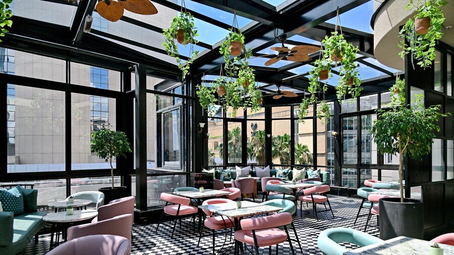 Davinci Hotel And Suites On Nelson Mandela Square
