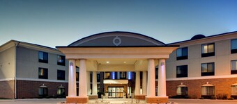 ホリデイ イン エクスプレス ホテル & スイーツ ペルー - ラサール エリア by IHG