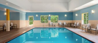 弗雷德里克斯堡智選假日酒店及套房 IHG 旗下酒店