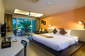 Deluxe Pool Access | Minibar, in-room safe, desk, blackout drapes - Anyavee Tubkaek Beach Resort (Krabi)
